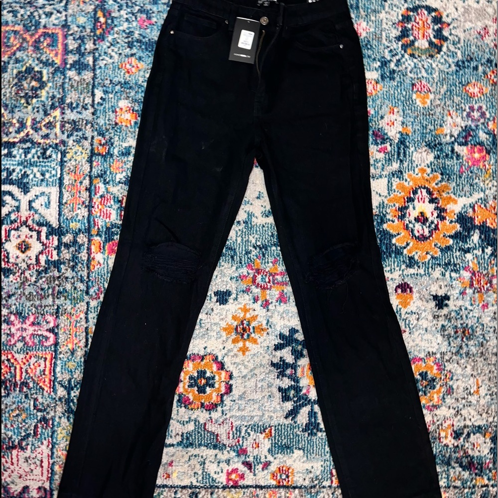 Never worn Fashion Nova jeans !💛